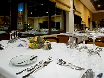 Melia فندق